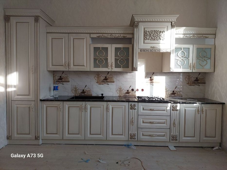 Кухоный  мебел  на  заказ