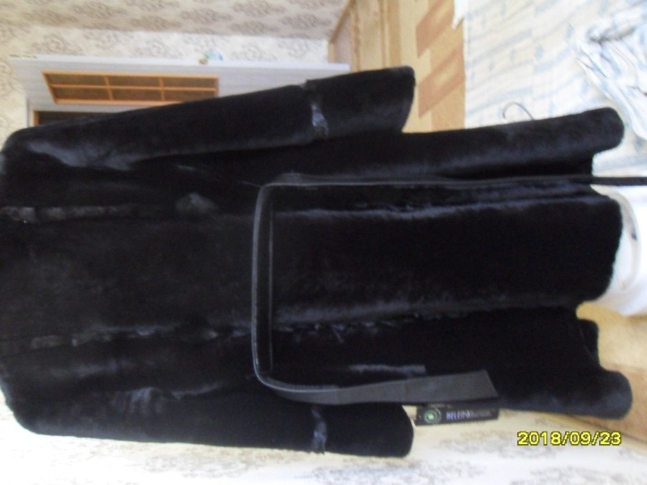 продам мутоновую шубу