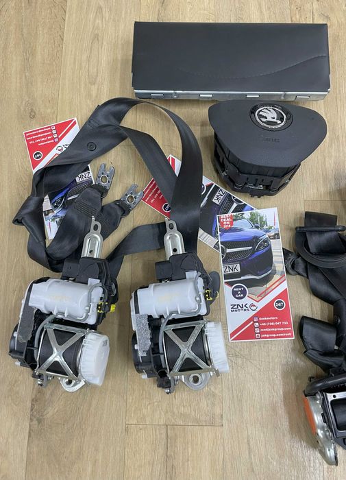 Skoda Octavia 3 - airbag volan pasager genunchi - set centuri PRESAFE
