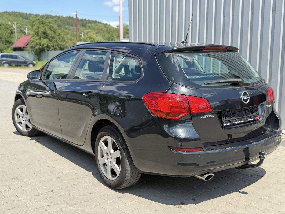 Opel Astra J 2012 1.4 Benzina 140 CP Euro 5