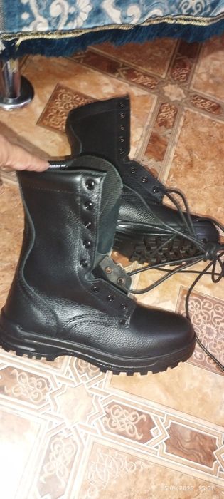 Продам Берцы новые летние