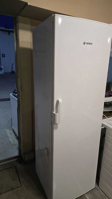 Фризер Bosch  вертикален