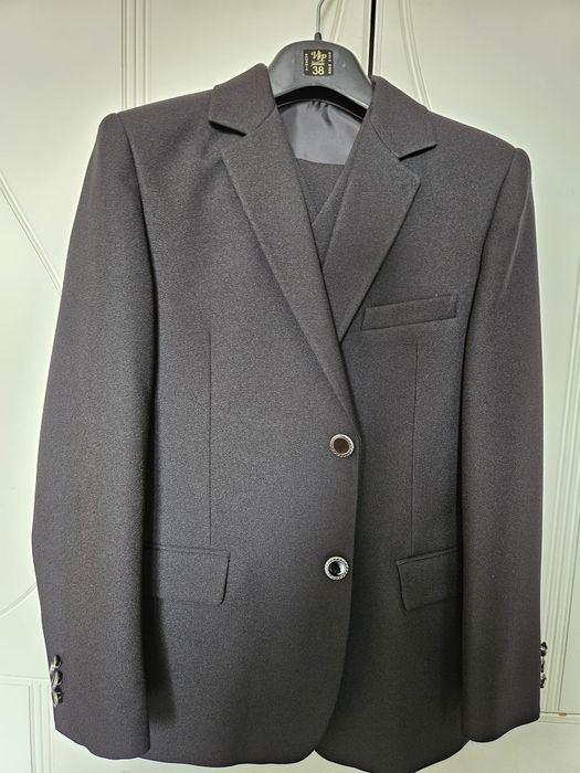 Costum baieți negru deosebit