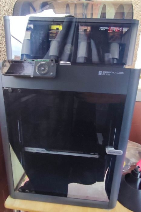 Imprimantă 3D Bambulab P1S cu AMS