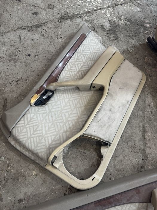 Сидения + обшивки w202