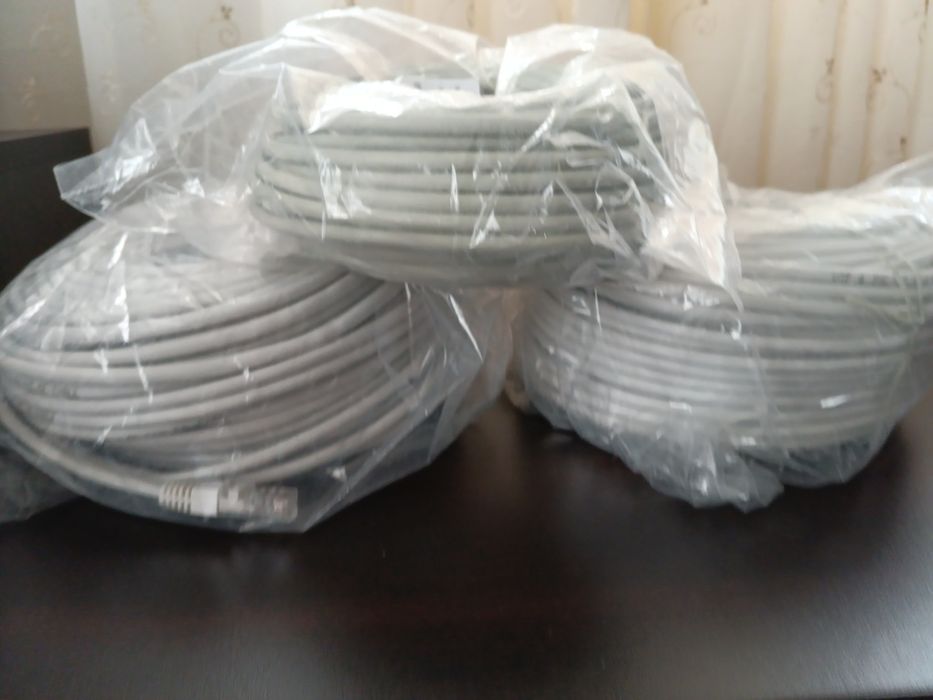 Кабели за видеонаблюдение и интернет!