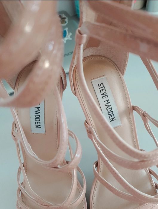 Sandale cu toc Steve Madden