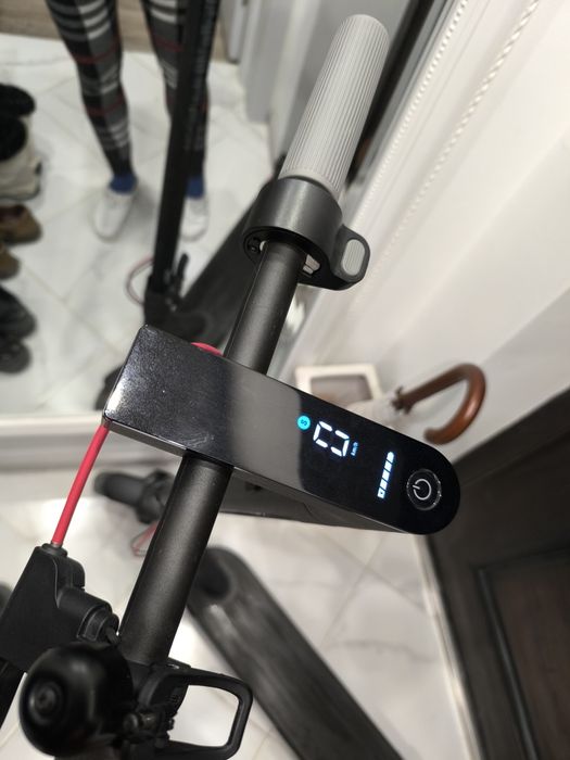 Тротинетка Xiaomi Electric Scooter 4 Pro