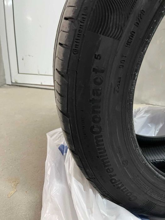 Лятна гума Континентал conti Premium Contact 5 225/55 R17 W