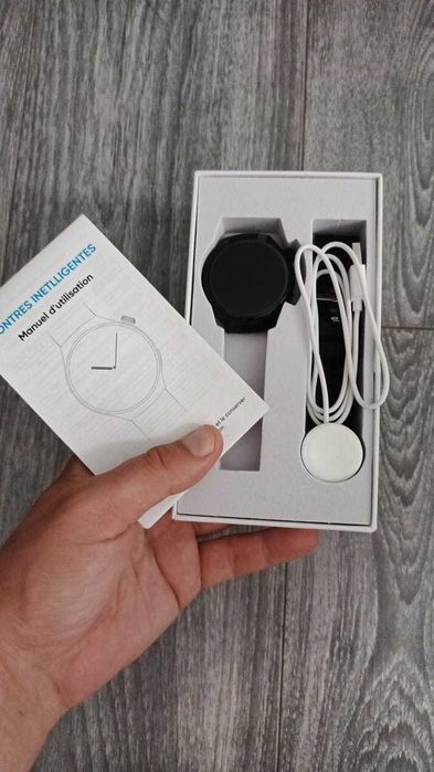 Ceas smart, ecran amoled de 1,43 inch, incarcare wireless, AI voice