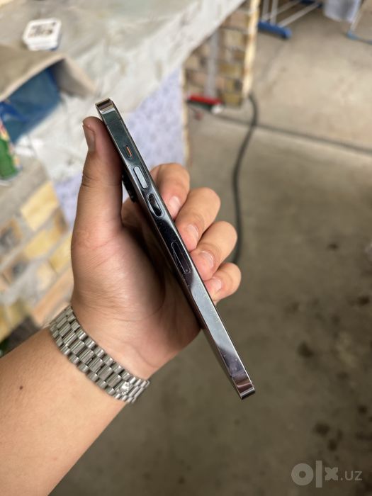 IPhone 14 Pro max purple