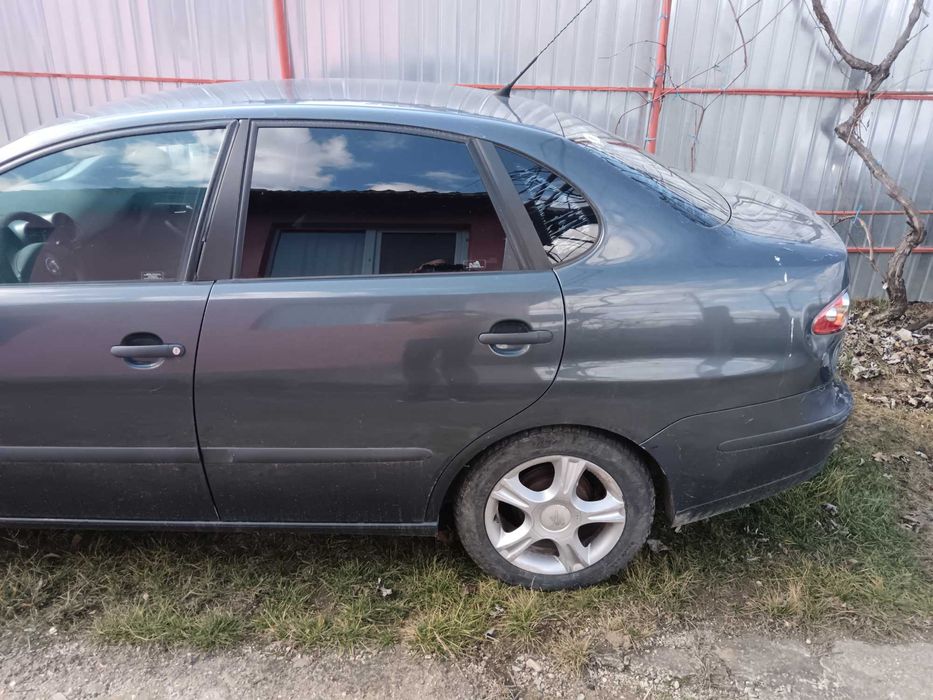 Vînd piese auto Seat