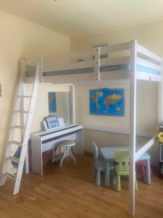 Детско - юношеско легло 140 / 200 с надстройка