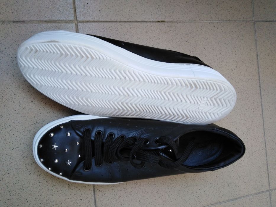 Модерни обувки за всекидневието!