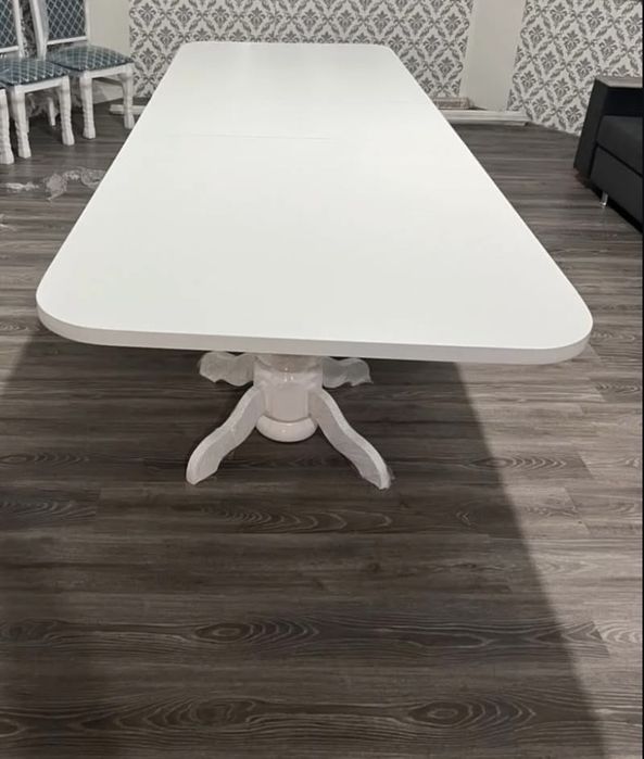 Продаю столы и стулья