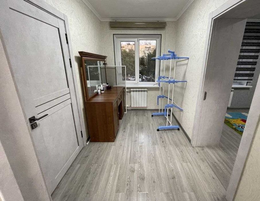 Сдаётся квартира в Рынок УНИВЕРСАМ 3-ком р-н Юнусабад-4