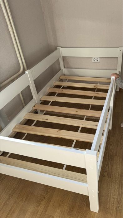 Продам детскую кровать