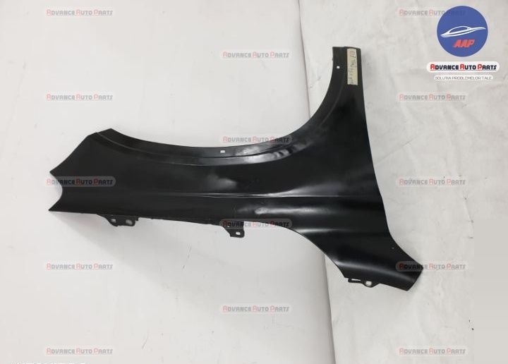 Десен калник в добро състояние Мерцедес-Бенц / Mercedes-Benz GLA-Class