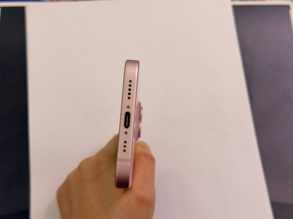iPhone 15 128ГБ в отличном состоянии