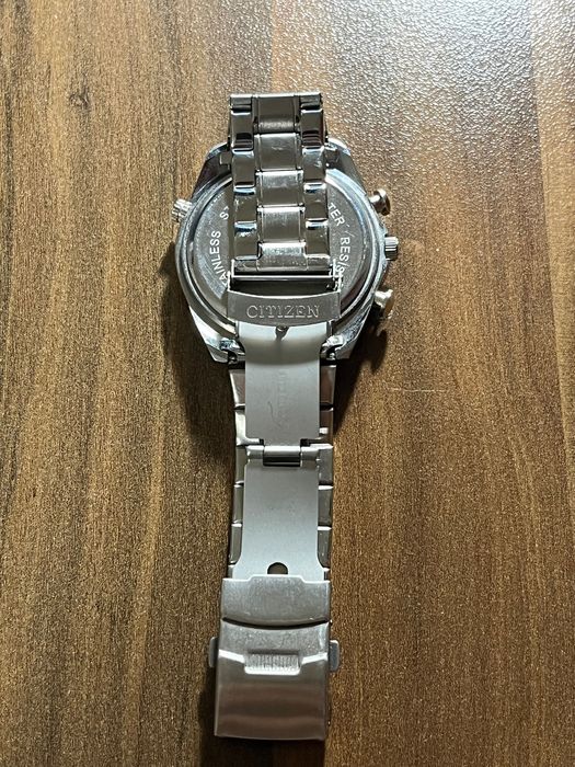 Часовник Citizen