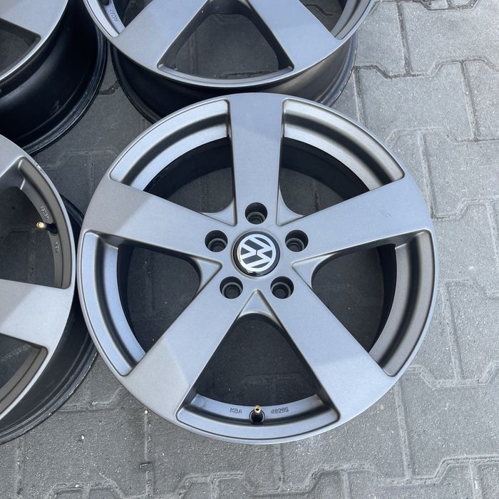Jante aliaj VW Golf 6 7 Jetta Caddy Touran Passat 17 5x112
