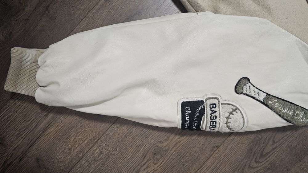 Яке Бомбър, Бейзболно, baseball jacket