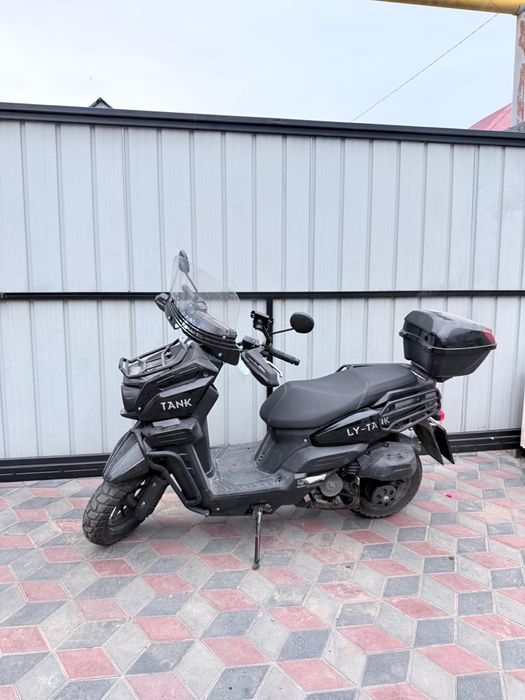 Мопед Tank Обмен на iphone 15pro