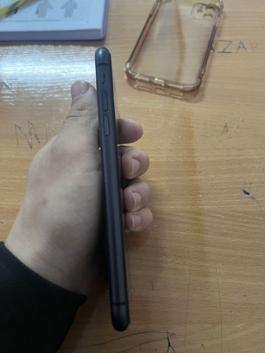 Айфон 11 64 гб 73 акб