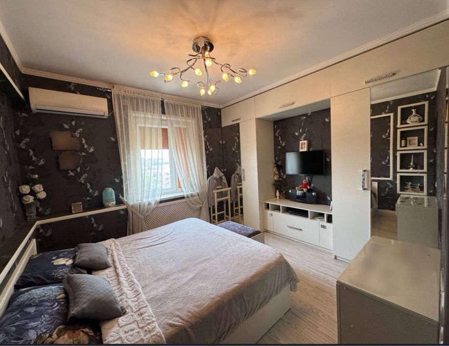 продается чиланзар 25 квартал 4/8/9