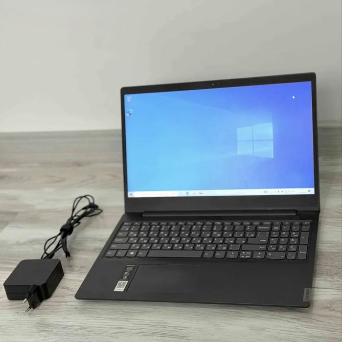 Продам мощный ноутбук в отличном состоянии