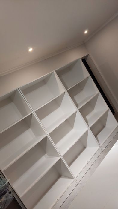 Полки для магазина, витрина