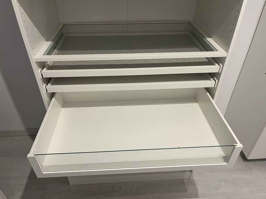 Dulap IKEA PAX alb 100 cm + KOMPLEMENT sertar sticlă și tăvi extensibile