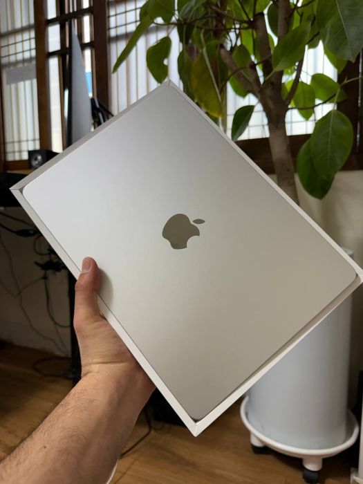 MacBook Air M2 – Space Grey