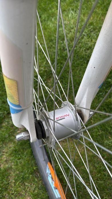 Vind bicicleta  marimea 32 Bulls Zarena