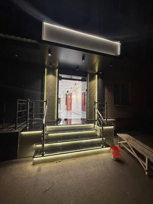 Срочно Продаётся Нежилое Помещения 1.Линия Чилонзор ор-р Торгови центр