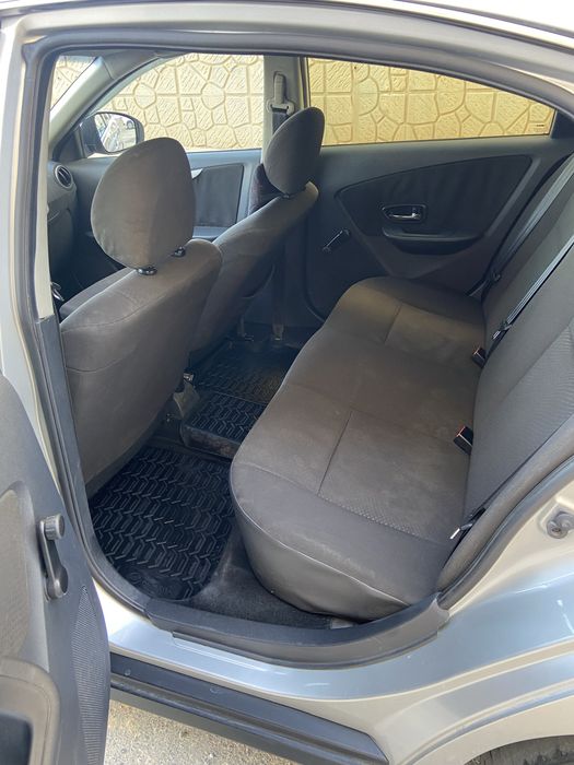 Nissan Almera G15