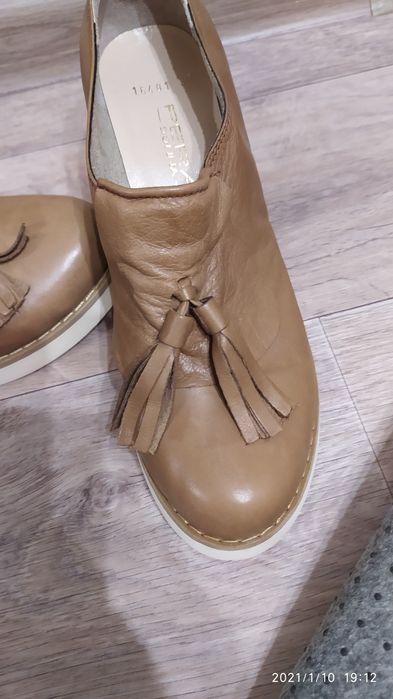 Срочно продам кожаные туфли