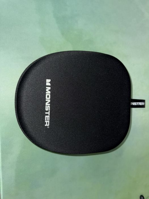Продам наушники monster