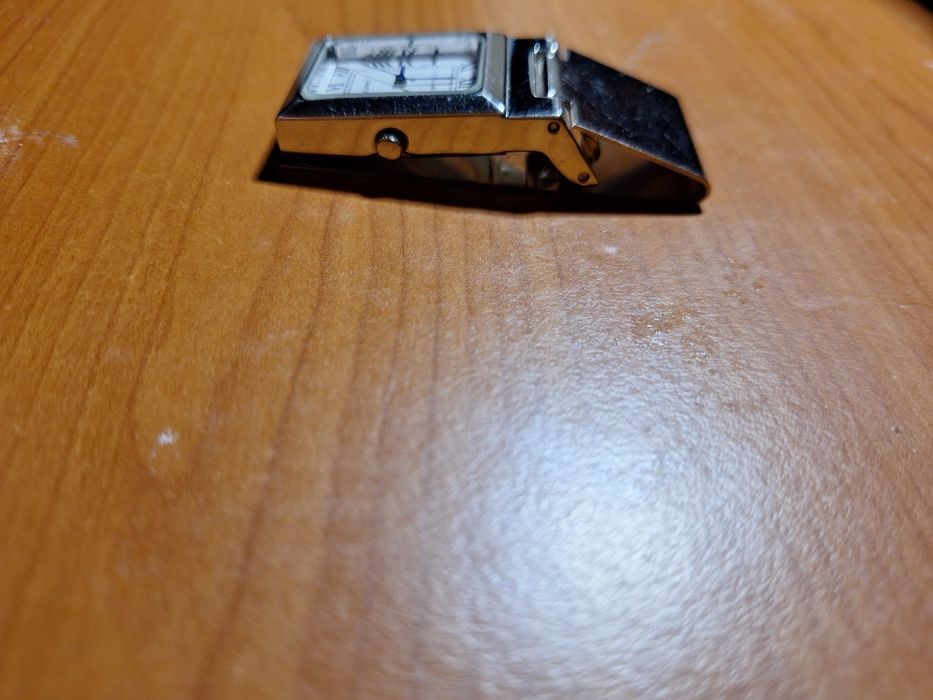 Ceas de curea colibri