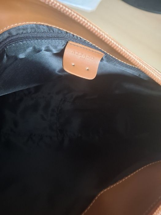 Vinzare geanta din piele pt dame.