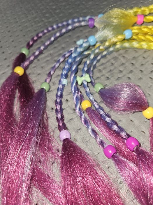 Канекалон на резинке