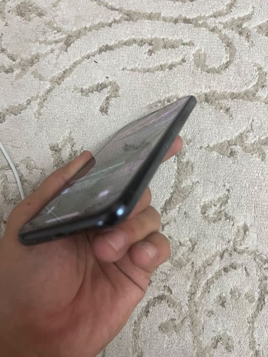 Продам СРОЧНО Iphone 11 pro 64gb
