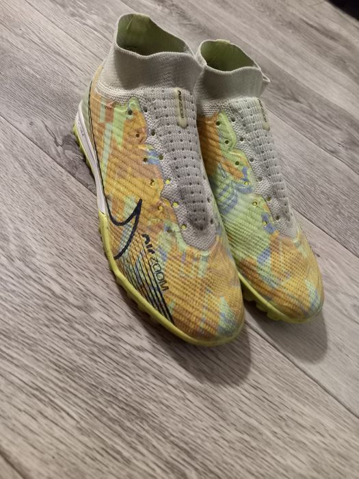 Сороконожки найк,39 размер