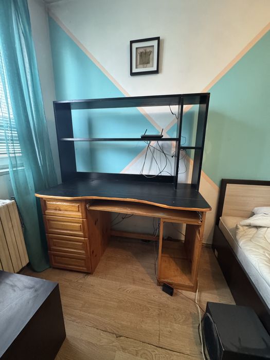 Бюро-естествено дърво