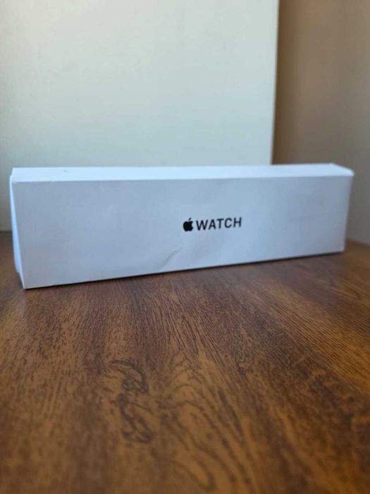 Продам Apple Wotch SE