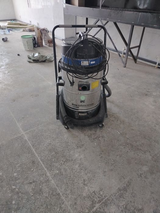 Строительный пылесос