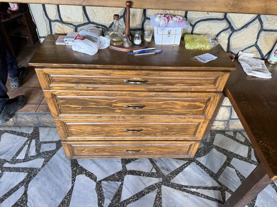 Винтидж дървен шкаф с чекмеджета