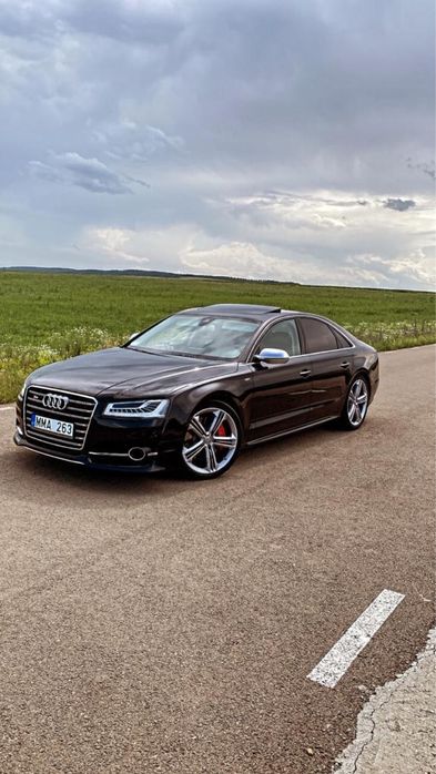 Audi A8 4.2 TDI.