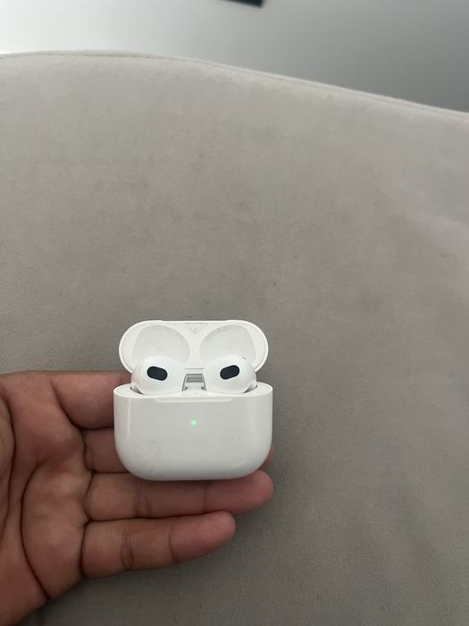 Продам air pods 3 оригинал