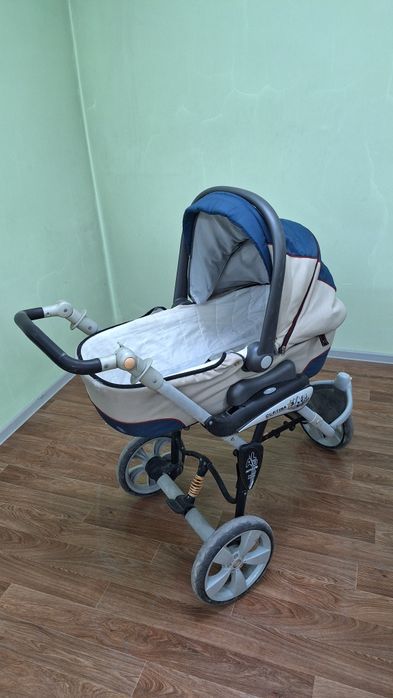Коляска детская 3 в 1